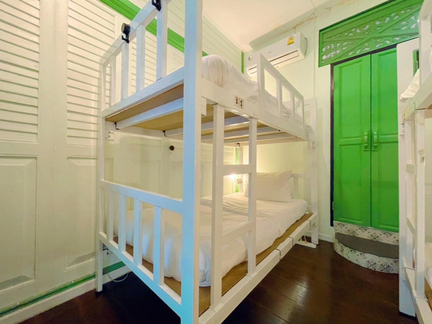 Green Teak House Bangkok Extérieur photo