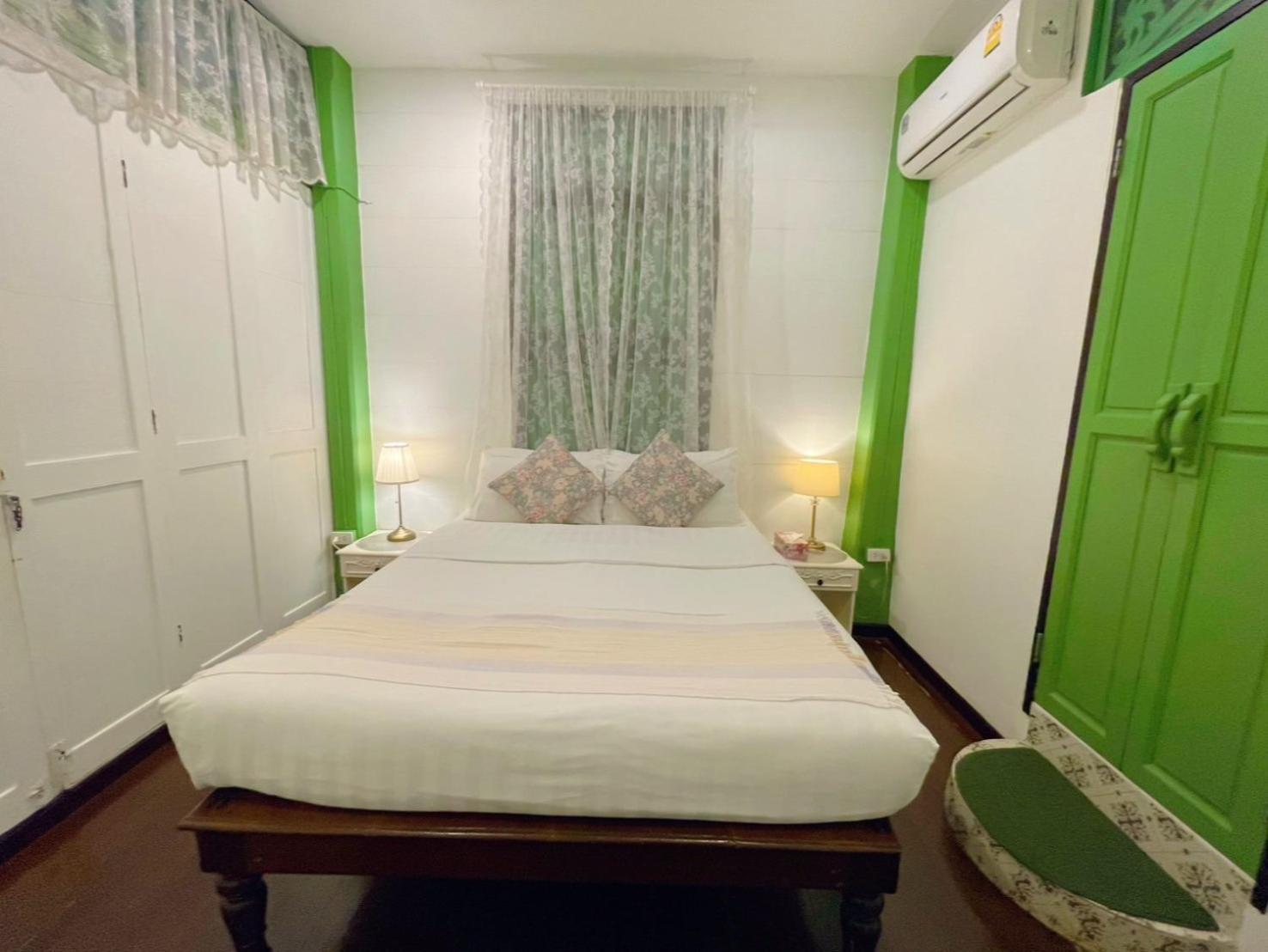 Green Teak House Bangkok Extérieur photo