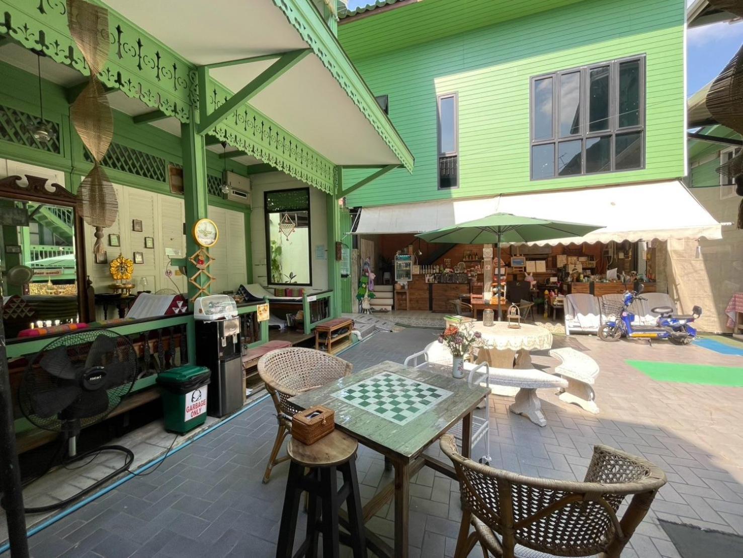 Green Teak House Bangkok Extérieur photo