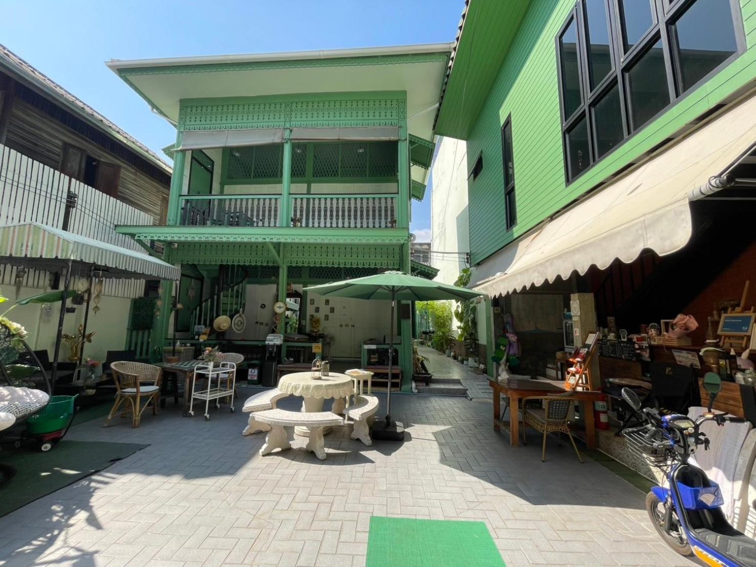 Green Teak House Bangkok Extérieur photo