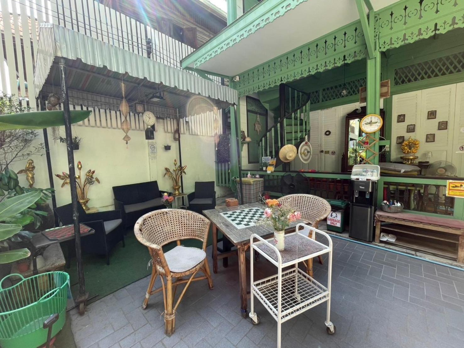 Green Teak House Bangkok Extérieur photo